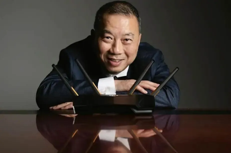 Occom 荣获 2025 年度 AFR“客户冠军”领导者大奖 4 640 3